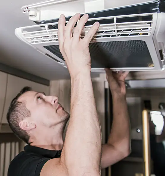 Professional Licensed And Insured Cleaners in Myrtle Grove, FL